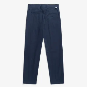 Norse Projects . Norse Standard Chino . Dark Navy