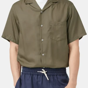 Chemise à col de camp en flanelle portugaise (vert sec)